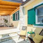 Kalista Villa